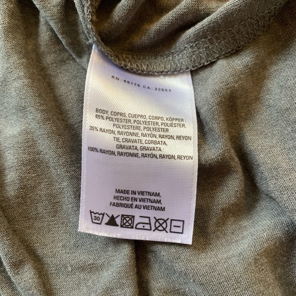 Anthropologie DELETTA Tulay cold shoulder top - Picture 6 of 6